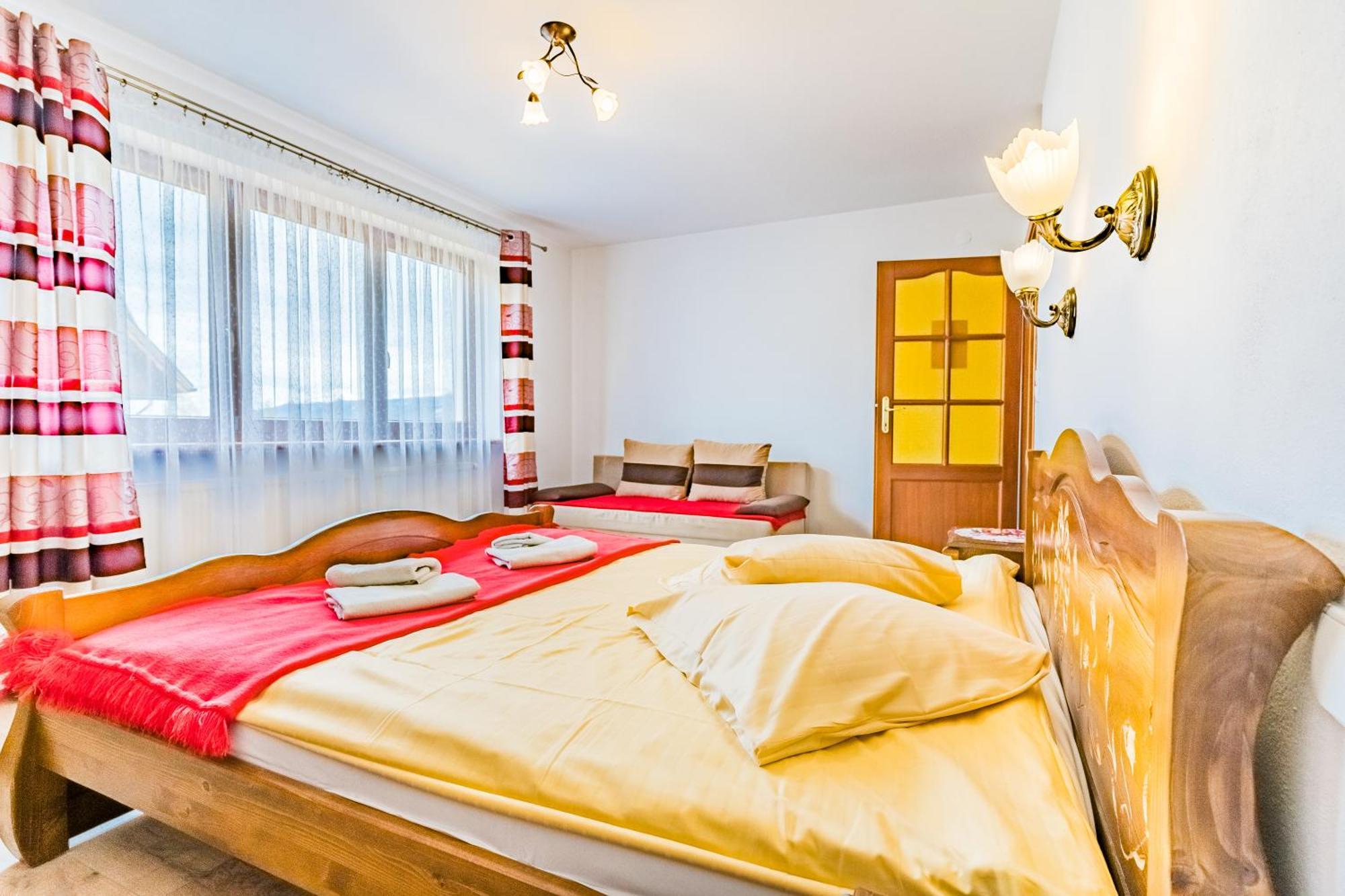 Gorski Palacyk Kompleks Obiektow Kościelisko Esterno foto