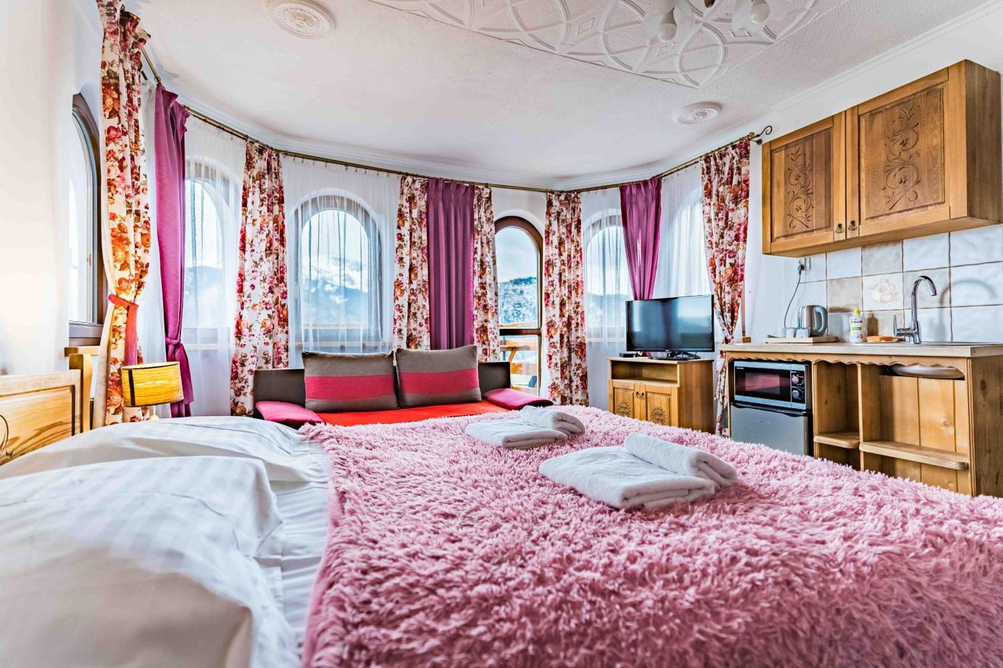 Gorski Palacyk Kompleks Obiektow Kościelisko Esterno foto
